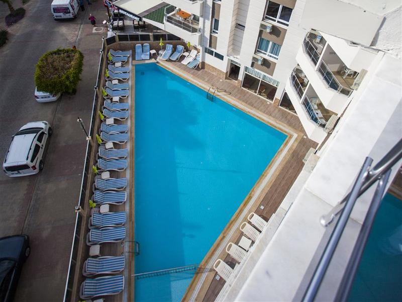 אלאניה Boreas Suit Hotel מראה חיצוני תמונה