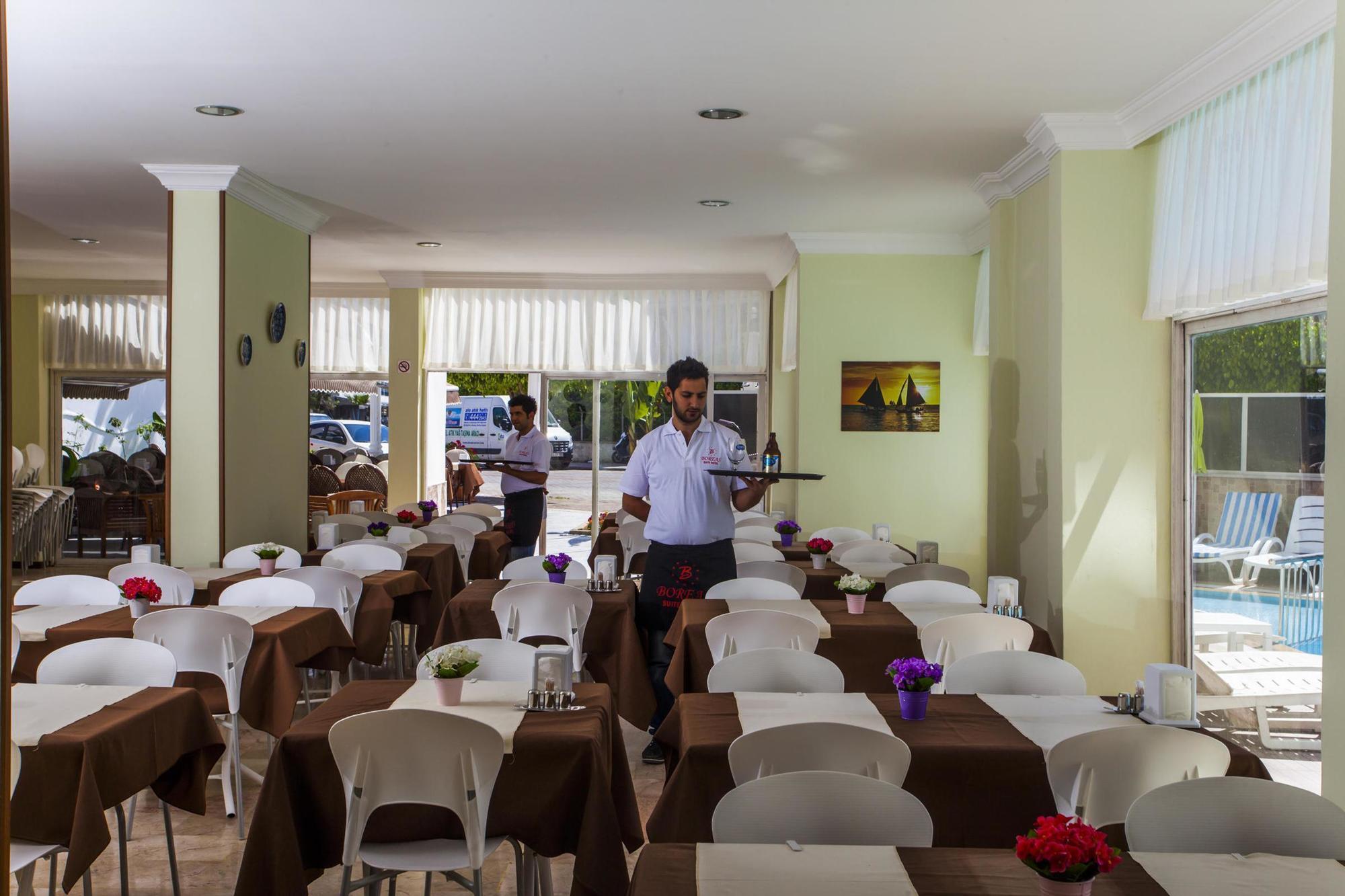 אלאניה Boreas Suit Hotel מראה חיצוני תמונה