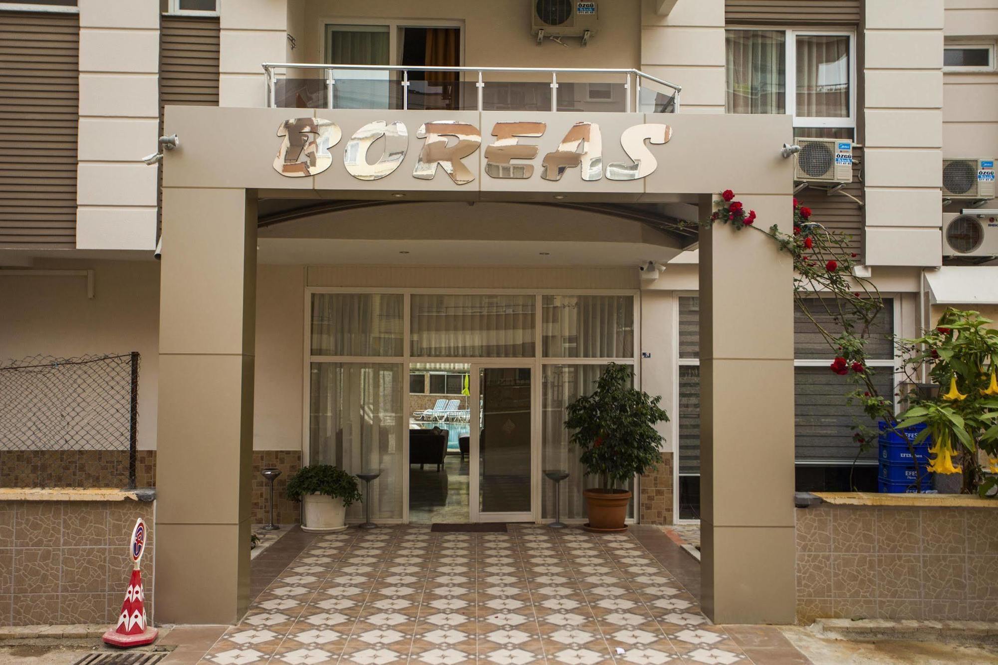 אלאניה Boreas Suit Hotel מראה חיצוני תמונה